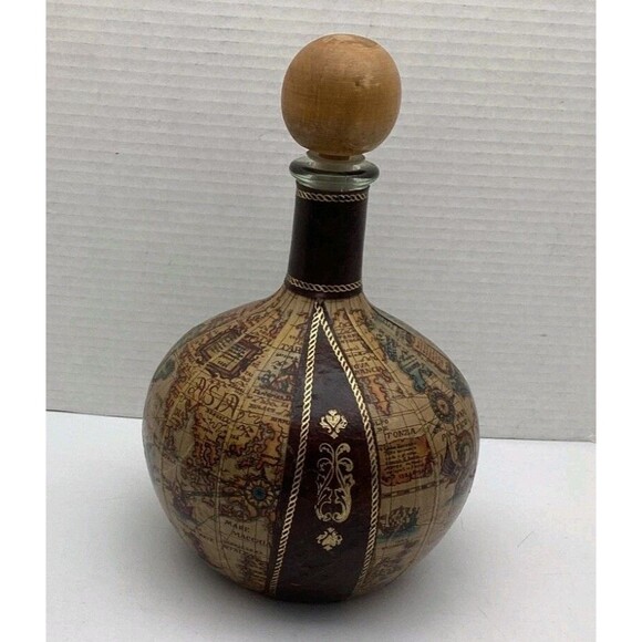 Vintage Fausto Corduri Leather Wrapped Old World Map Decanter - Picture 3 of 10